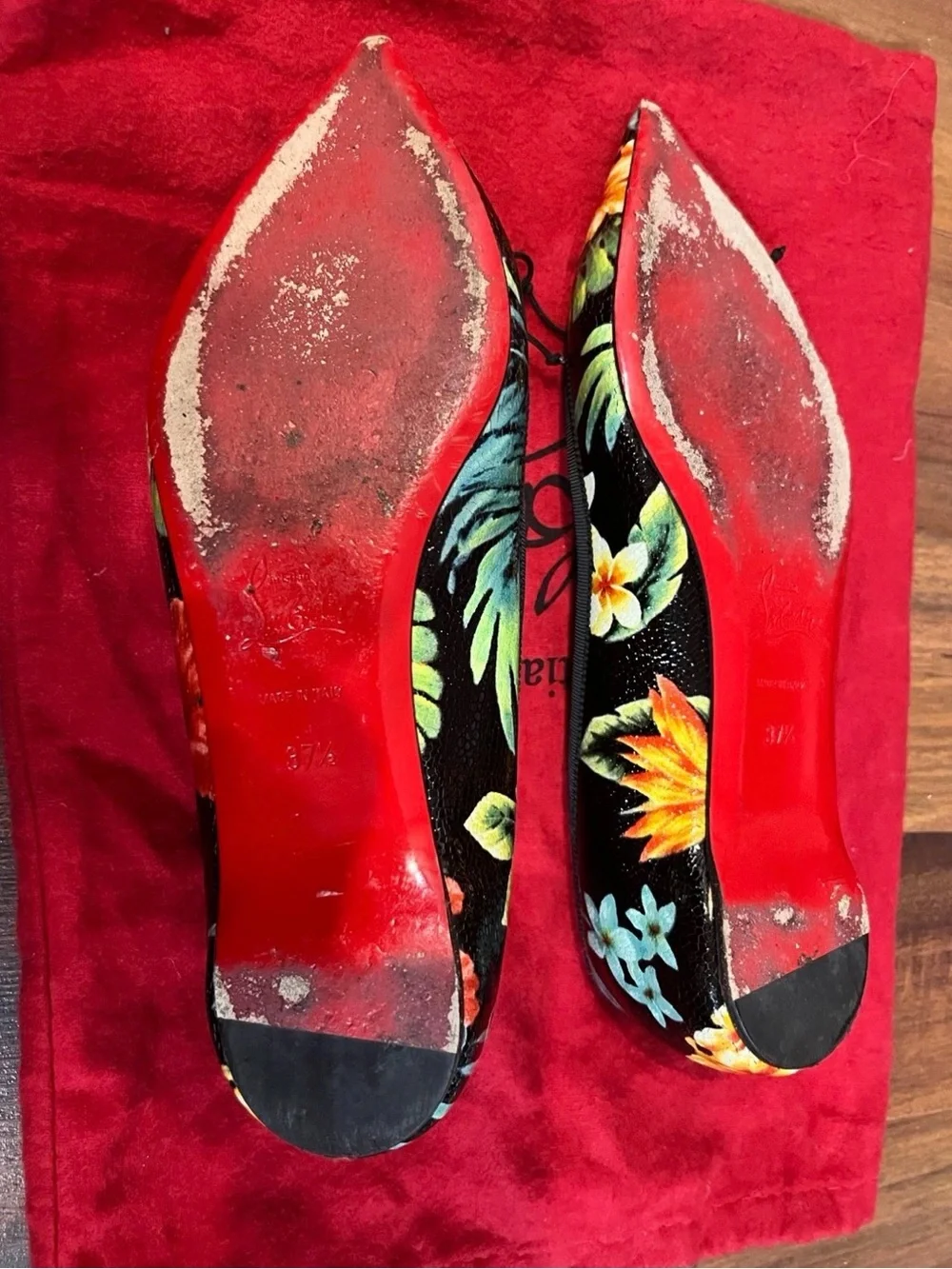 Christian Louboutin Black Floral Pointed Toe Flats 37.5 - Sz 7